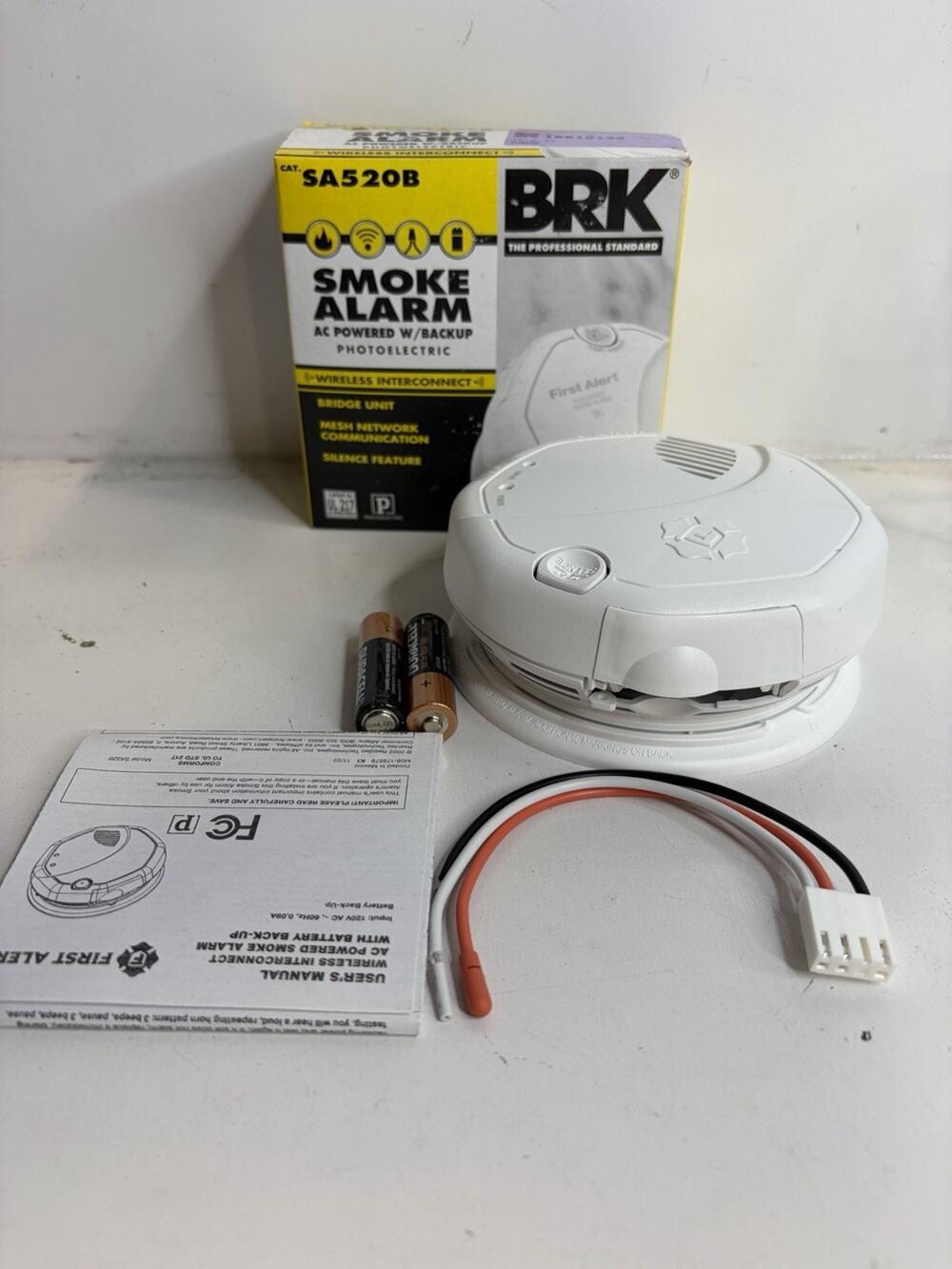 BRK Smoke Alarm SA520B Wireless Interconnect Photoelectric AC Powered